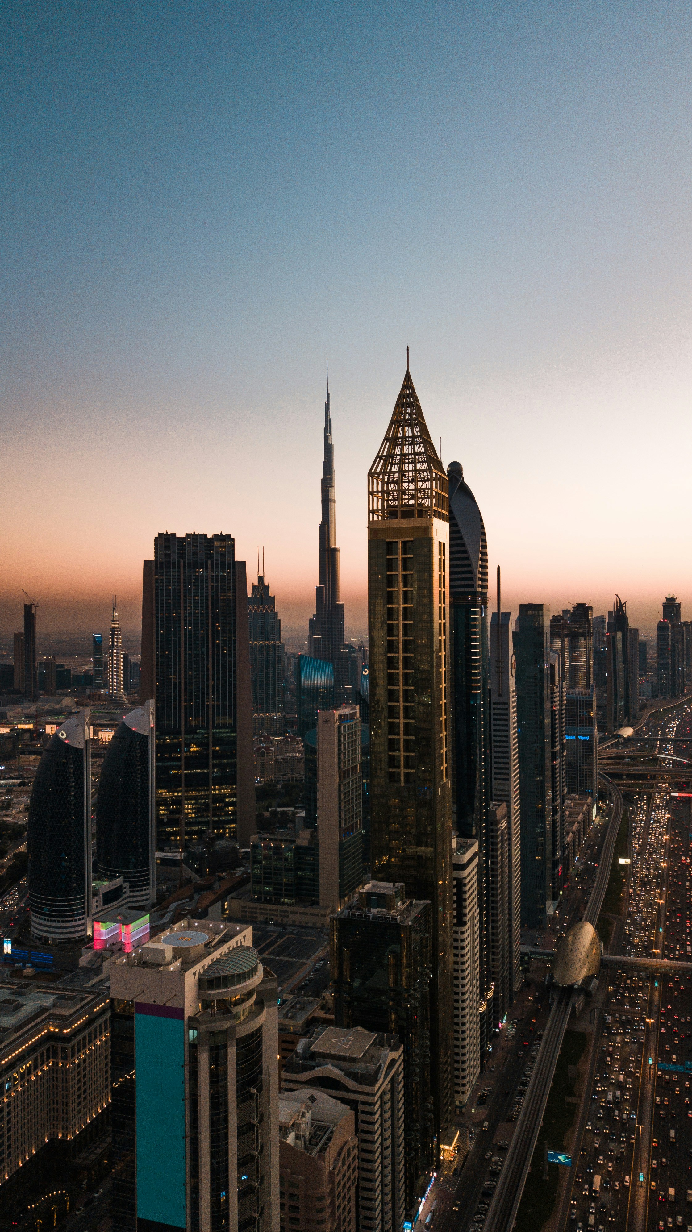 "CROWNE PLAZA DEIRA  فندق كراون بلازا الديـــــرة